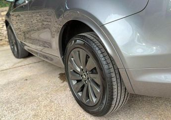 Land Rover Discovery Sport 2.0 D180 MHEV R-Dynamic SE Auto 4WD Euro 6 (s/s) 5dr