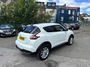 Nissan Juke 1.2 DIG-T Acenta Euro 6 (s/s) 5dr