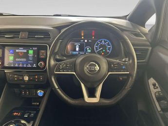 Nissan Leaf 40kWh Tekna Hatchback 5dr Electric Auto (150 ps)
