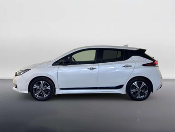 Nissan Leaf 40kWh Tekna Hatchback 5dr Electric Auto (150 ps)