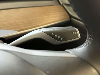 Tesla Model 3 Standard Range Plus Saloon 4dr Electric Auto RWD (241 bhp)