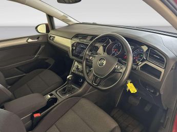Volkswagen Touran 1.5 TSI EVO SE Family MPV 5dr Petrol DSG Euro 6 (s/s) (150 ps)