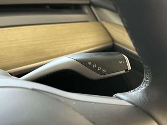 Tesla Model Y (Dual Motor) Long Range SUV 5dr Electric Auto 4WDE (384 bhp)