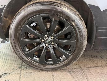 Land Rover Range Rover Velar 2.0 D180 R-Dynamic SE Auto 4WD Euro 6 (s/s) 5dr