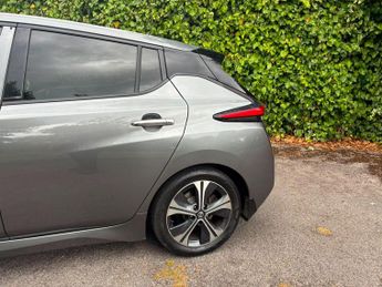 Nissan Leaf 40kWh Tekna Auto 5dr