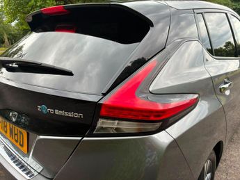 Nissan Leaf 40kWh Tekna Auto 5dr