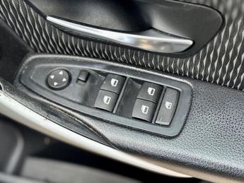 BMW 3 Series 2.0 320d SE Touring Auto Euro 5 (s/s) 5dr
