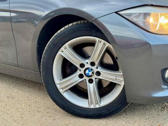 BMW 3 Series 2.0 320d SE Touring Auto Euro 5 (s/s) 5dr