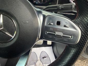 Mercedes-Benz A Class 1.5 A180d AMG Line (Premium) 7G-DCT Euro 6 (s/s) 5dr