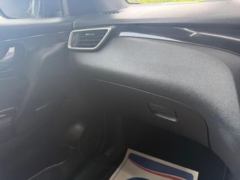 Nissan Qashqai 1.5 dCi N-Connecta 2WD Euro 6 (s/s) 5dr