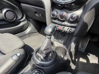 MINI Convertible 1.5 Cooper Auto Euro 6 (s/s) 2dr
