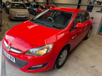 Vauxhall Astra 1.6 16v Exclusiv Auto Euro 5 5dr