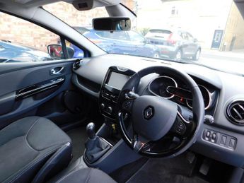 Renault Clio 1.2 16V Dynamique MediaNav Euro 5 5dr