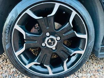 DS AUTOMOBILES DS 3 1.2 PureTech Elegance Euro 6 (s/s) 3dr