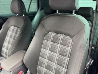 Volkswagen Golf 2.0 TDI GTD DSG Euro 6 (s/s) 5dr