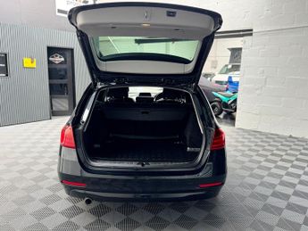 BMW 3 Series 2.0 320d SE Touring Auto Euro 5 (s/s) 5dr