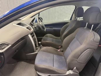 Peugeot 207 1.4 16v Sport 3dr