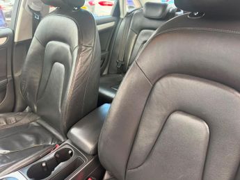 Audi A4 2.0 TDIe Technik Euro 5 (s/s) 4dr
