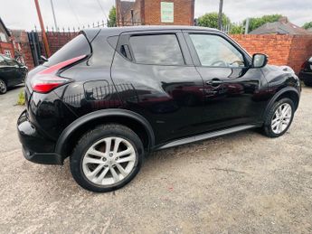 Nissan Juke 1.6 N-Connecta XTRON Euro 6 5dr