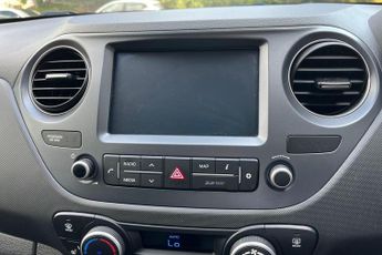 Hyundai i10 1.2 Premium SE 5dr Auto