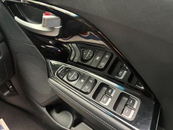 Kia Niro 1.6 GDi 8.9kWh 3 DCT Euro 6 (s/s) 5dr