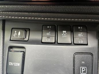 Toyota Auris 1.8 VVT-h Excel CVT Euro 6 (s/s) 5dr