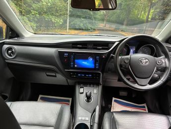 Toyota Auris 1.8 VVT-h Excel CVT Euro 6 (s/s) 5dr