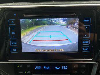 Toyota Auris 1.8 VVT-h Excel CVT Euro 6 (s/s) 5dr