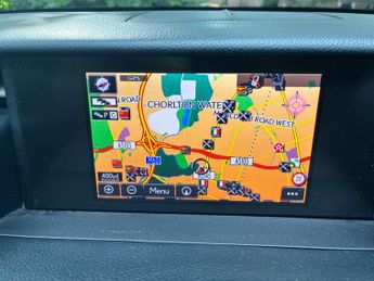 Lexus IS 2.5 300h Luxury E-CVT Euro 5 (s/s) 4dr