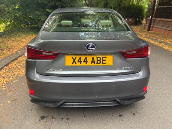 Lexus IS 2.5 300h Luxury E-CVT Euro 5 (s/s) 4dr