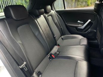 Mercedes-Benz A Class 1.5 A180d Sport (Executive) Hatchback 5dr Diesel 7G-DCT Euro 6 (