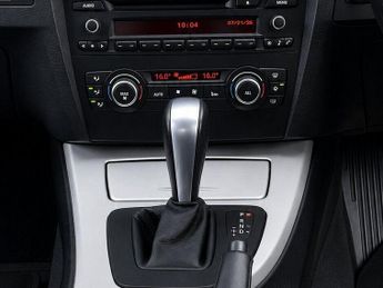 BMW 3 Series 2.0 320d SE Touring Steptronic Euro 5 5dr