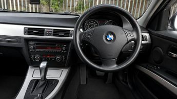 BMW 3 Series 2.0 320d SE Touring Steptronic Euro 5 5dr