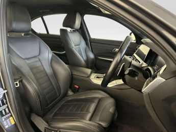 BMW 3 Series 2.0 330e 12kWh M Sport Saloon 4dr Petrol Plug-in Hybrid Auto xDr