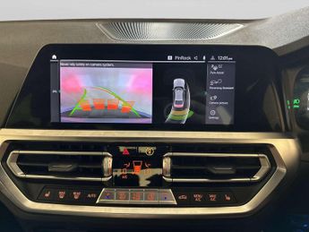 BMW 3 Series 2.0 330e 12kWh M Sport Saloon 4dr Petrol Plug-in Hybrid Auto xDr