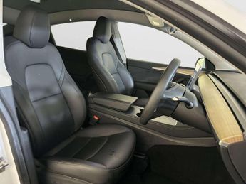 Tesla Model Y SUV 5dr Electric Auto RWD (346 ps)