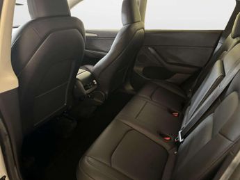 Tesla Model Y SUV 5dr Electric Auto RWD (346 ps)