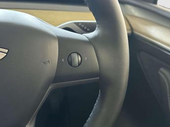 Tesla Model Y SUV 5dr Electric Auto RWD (346 ps)
