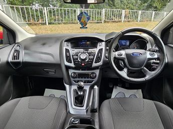 Ford Focus 1.6 TDCi ECOnetic Titanium Navigator Euro 5 (s/s) 5dr