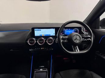 Mercedes-Benz GLA 1.3 GLA200h MHEV AMG Line (Executive) SUV 5dr Petrol Hybrid 7G-D