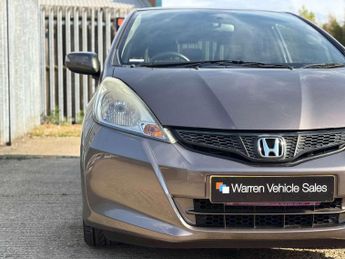 HONDA JAZZ 1.3 Jazz ES+ i-VTec CVT 5dr