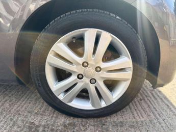 HONDA JAZZ 1.3 Jazz ES+ i-VTec CVT 5dr