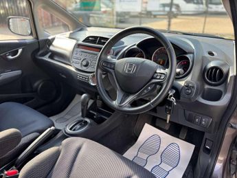HONDA JAZZ 1.3 Jazz ES+ i-VTec CVT 5dr