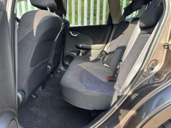 HONDA JAZZ 1.3 Jazz ES+ i-VTec CVT 5dr