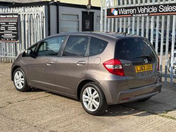 HONDA JAZZ 1.3 Jazz ES+ i-VTec CVT 5dr