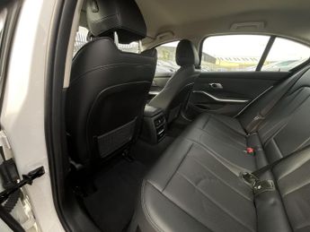 BMW 3 Series 330E XDRIVE SPORT AUTO