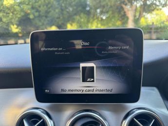 Mercedes-Benz GLA 2.0 GLA250 AMG Line 7G-DCT 4MATIC Euro 6 (s/s) 5dr