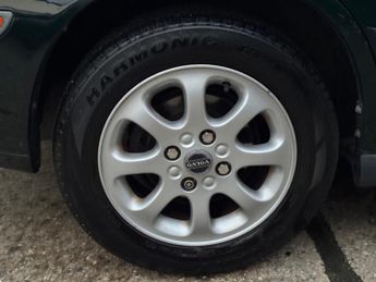 Volvo V40 1.9 SE 5dr