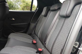 Peugeot E-208 50kWh E-Style Hatchback 5dr Electric Auto (11kW Charger) (136 ps