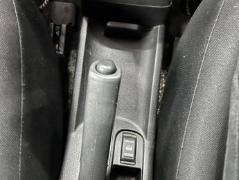 Nissan Note 1.6 16V n-tec Euro 4 5dr